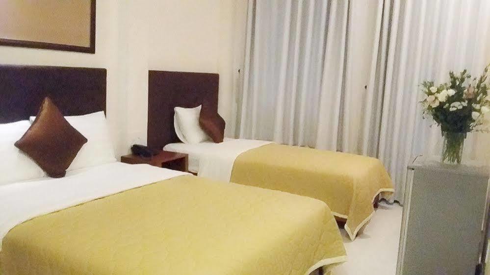 Giang Son 2 Hotel Thành Pho Ho Chí Minh Esterno foto