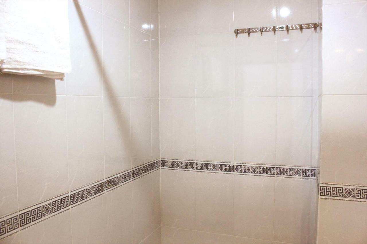Giang Son 2 Hotel Thành Pho Ho Chí Minh Esterno foto